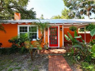 1886 Bougainvillea St, Sarasota, FL 34239