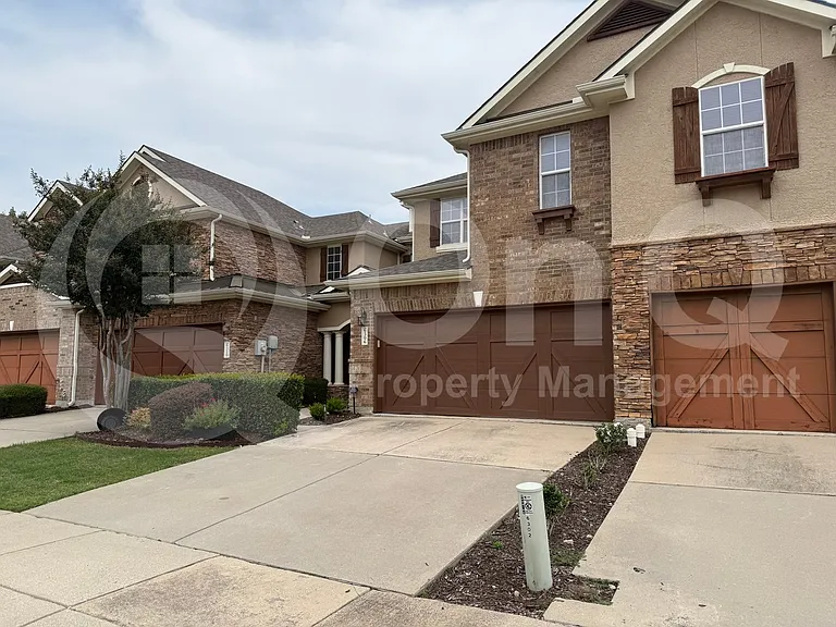 6306 Cedar Falls Dr — Photo 3
