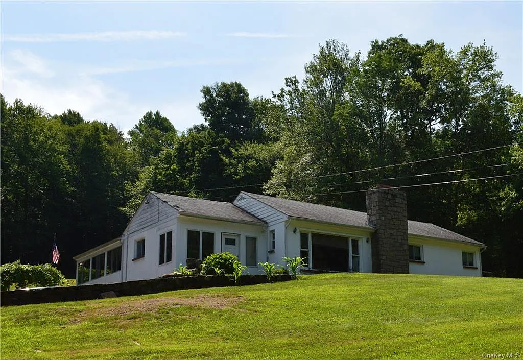 54 S Beechwood Rd photo 1