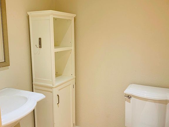 4th image of 4245 Marston Ln