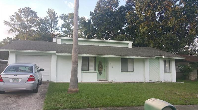 2nd image of 810 Centerwood Ct