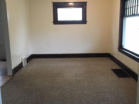 5th image of 46 N Lakeview Ave