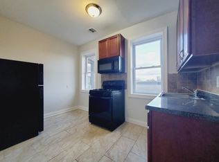 162 Bergen Ave #4, Jersey City, NJ 07305