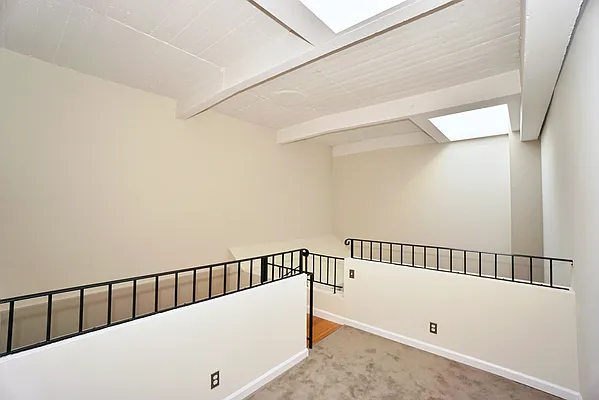 Sold by R New York | media 18