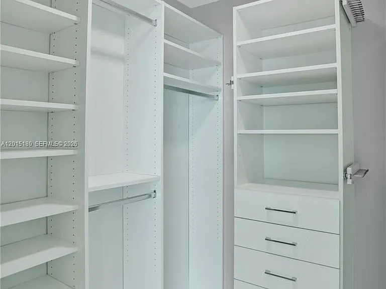 950 Brickell Bay Dr #4610 — Photo 12