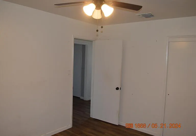 930 S Rose St — Photo 25