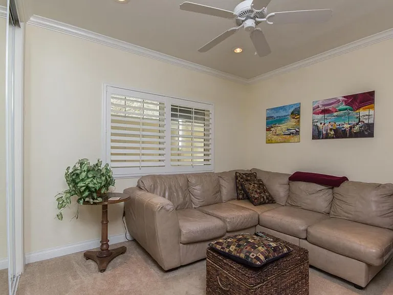 BRAND NEW BEDS, BEACHY BEDSPREADS COMING FOR SUMMER!