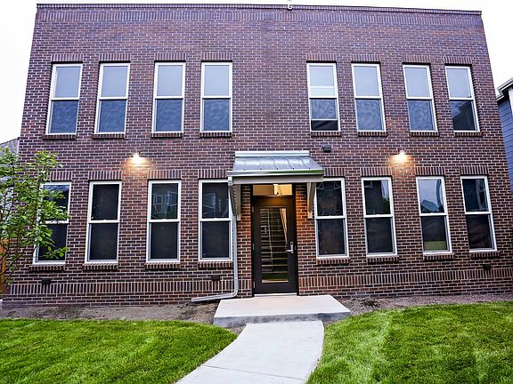5th image of 3148 Stout St #2557558