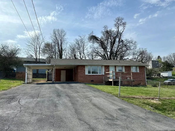 209 McFarland Dr, Kingsport, TN 37664