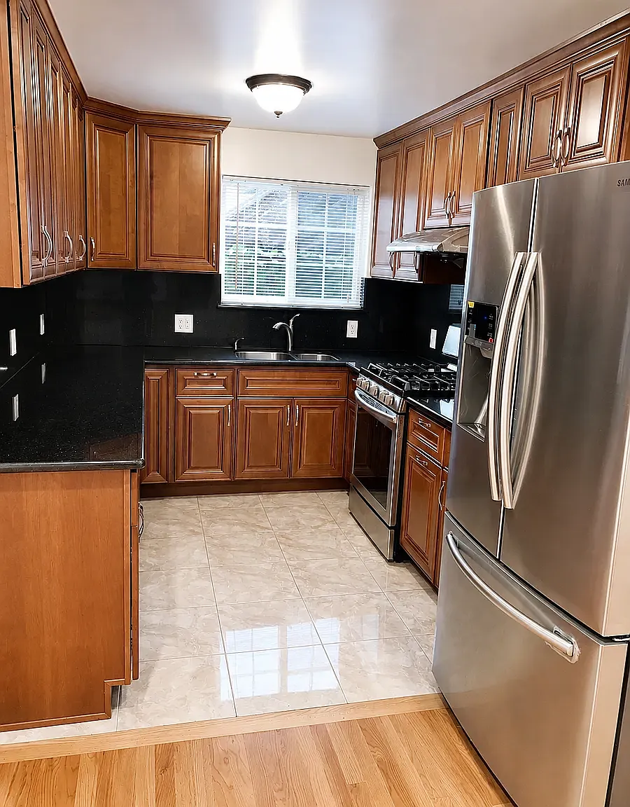 1806 Franklin Street — Photo 2