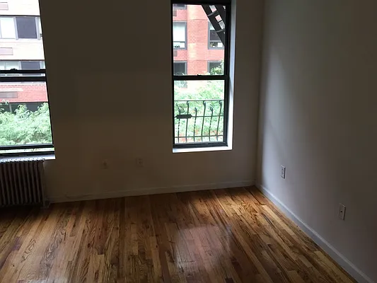 Rented by ARNOLD S GUMOWITZ, LREB | media 24