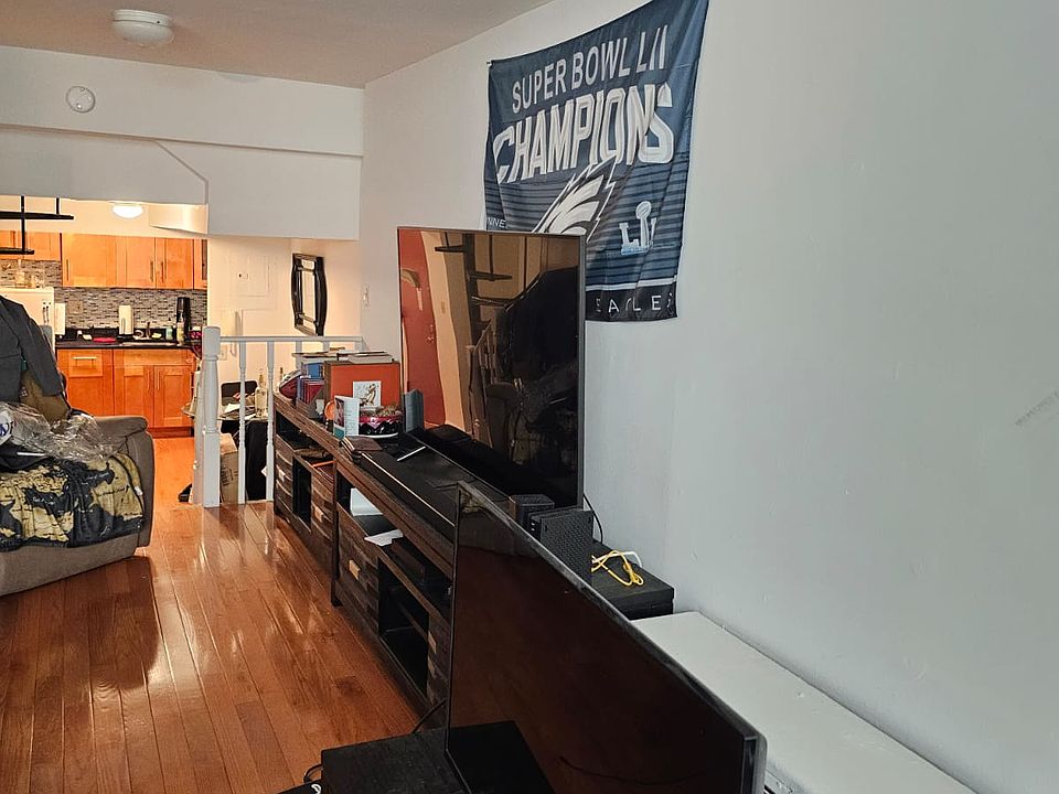 1st image of 344 E 49th St APT 2D