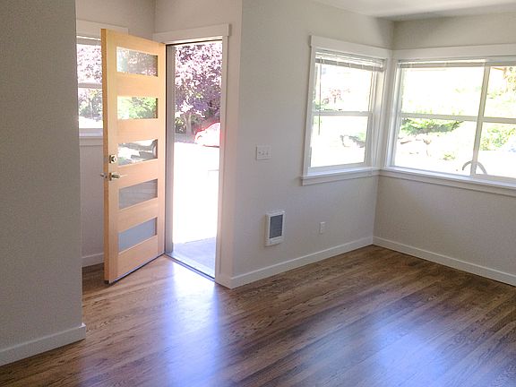 LOTS OF LIGHT - WOOD FLOORS