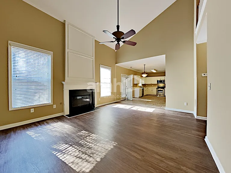 2355 Kirkstone Dr — Photo 6