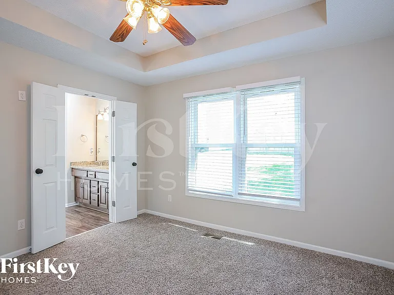 1601 NW 79th Ter — Photo 9