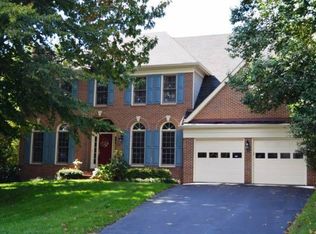 21209 Lonetree Ct, Sterling, VA 20165