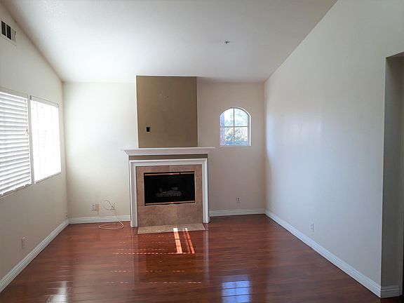 3rd image of 11265 Terra Vista Pkwy APT F