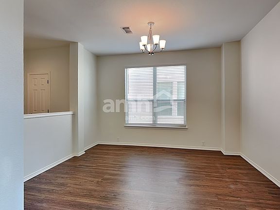 5th image of 26139 Flinton Dr