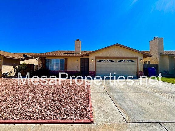 2nd image of 15819 Cedarwood Pl