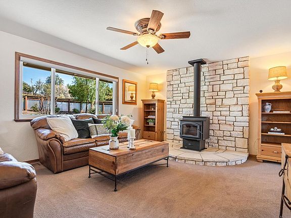 4th image of 4630 Maddocks Road