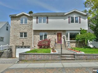 181 Wood Ridge Ave, Wood Ridge, NJ 07075