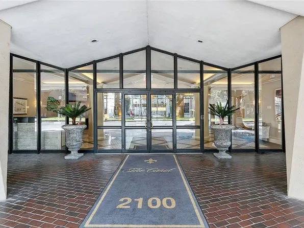 2100 Saint Charles Ave APT 12A, New Orleans, LA 70130