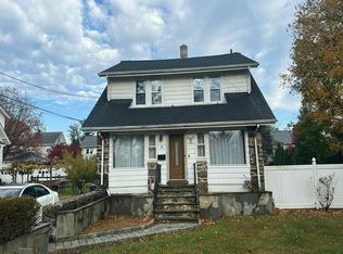 40 Indian Rd, Port Chester, NY 10573