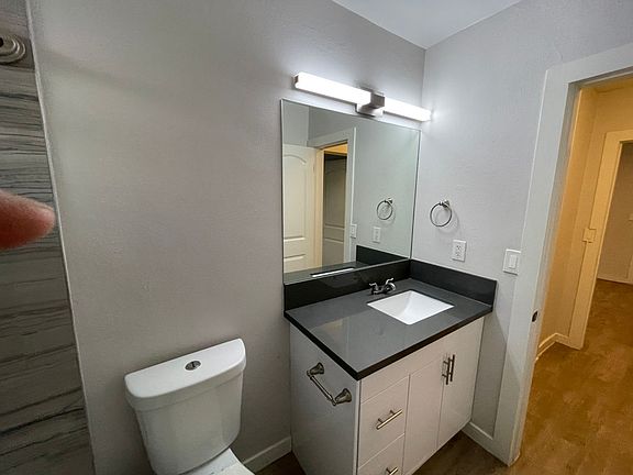 5th image of 1233 N Orange Grove Ave #5
