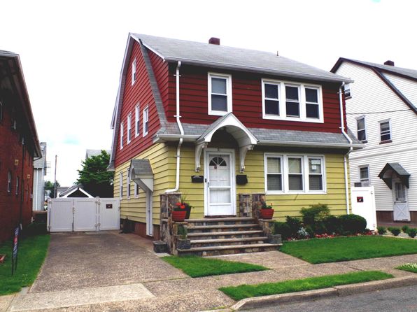 31 Brook Ave #2