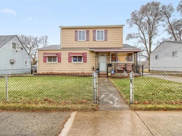2838 Appleridge St, Ypsilanti, MI 48198