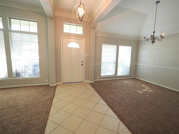 3rd image of 5701 Emerald Brook Ln