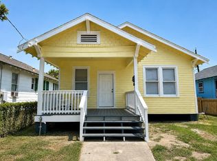 2406 35th St, Galveston, TX 77550