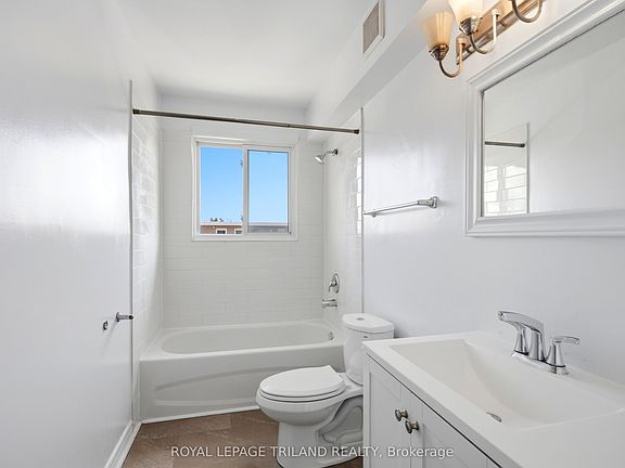 5th image of 66 Willow Rd #6