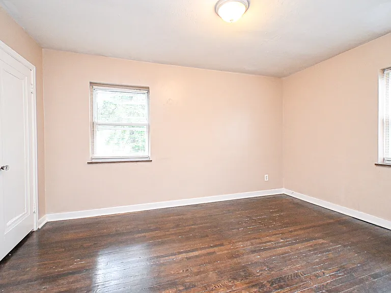 3042 Percy Ave #2 — Photo 13