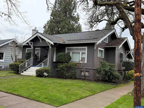 305 23rd St SE, Salem, OR 97301