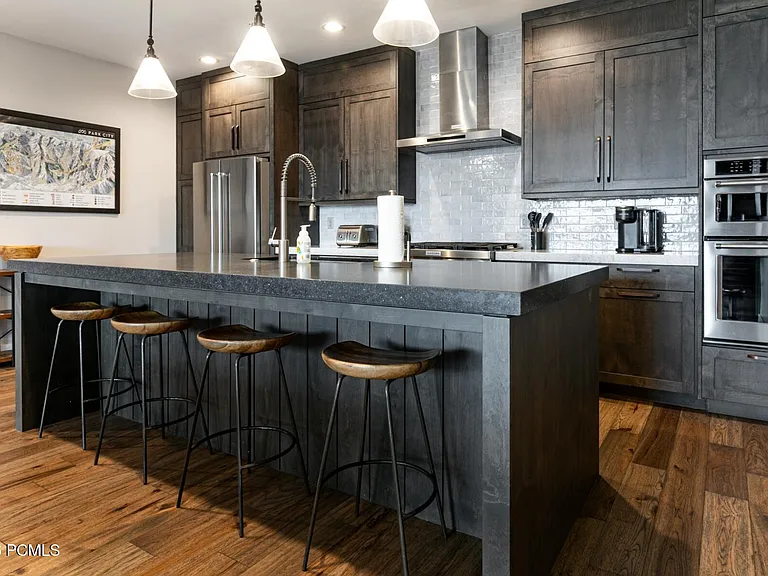 765 E Miner Way — Photo 14