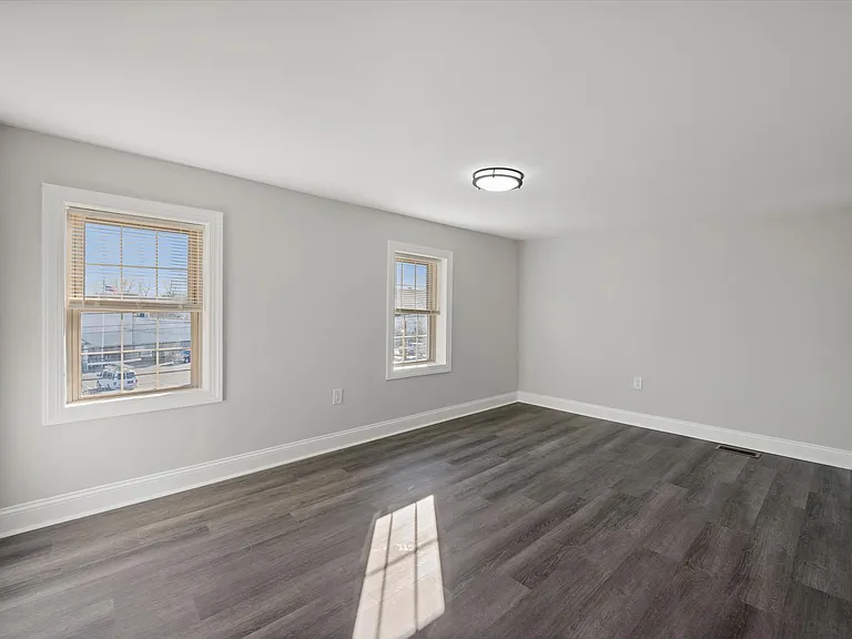 635 Stanton Christiana Rd — Photo 8