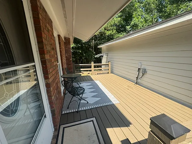 102 Beaverdam Creek Rd — Photo 3
