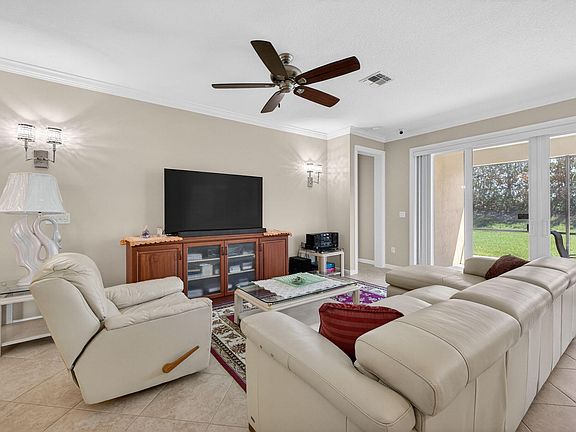 5th image of 11379 SW Lake Park Drive