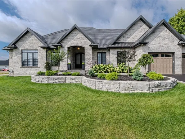 18 Bannister St, Brant, ON N0E 1R0