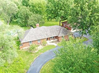 907 Florence Ave, Raymore, MO 64083