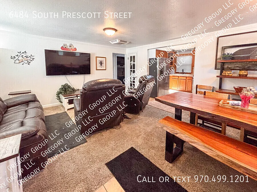 Convenient Littleton Home 4Bed 2Bath — Photo 3