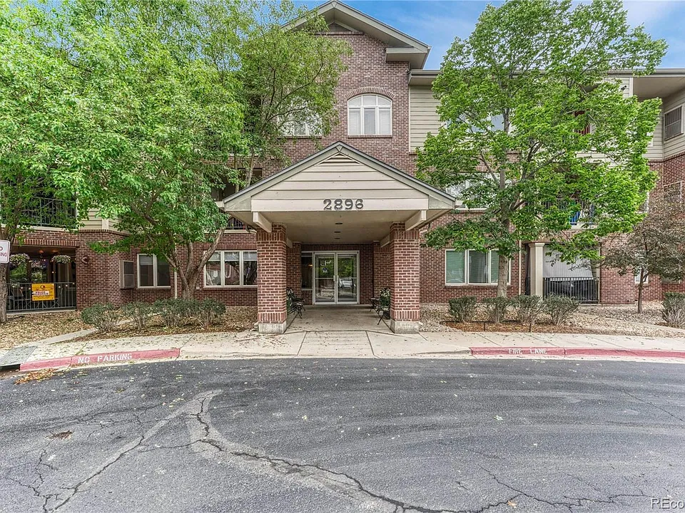 2896 W Riverwalk Cir #A204