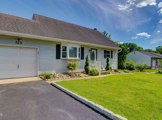 325 Aldrich Rd, Howell, NJ 07731