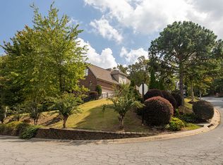1 Platte Ct, Maumelle, AR 72113