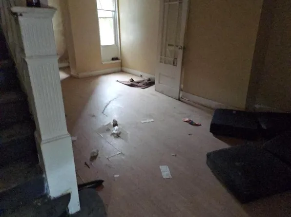 135 N Hobart St, Philadelphia, PA 19139