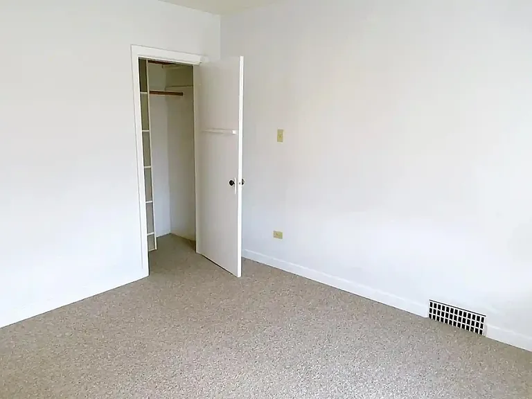 2308 Jefferson Ave — Photo 10