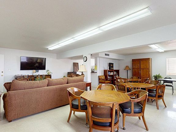 2nd image of 252 Shadow Mountain Dr #1D10
