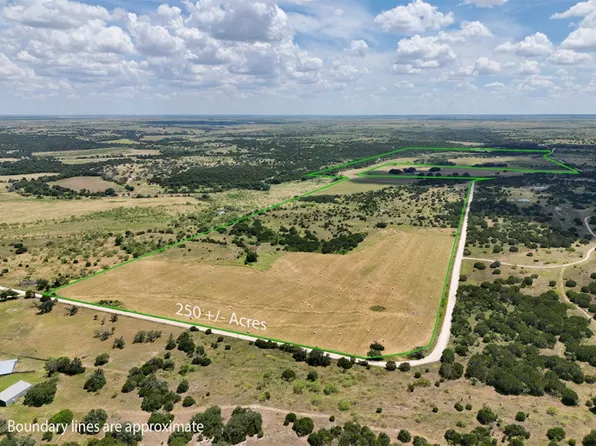 2875 County Road 610, Hamilton, TX 76531