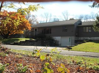 8 Clancy Rd, Monroe, NY 10950